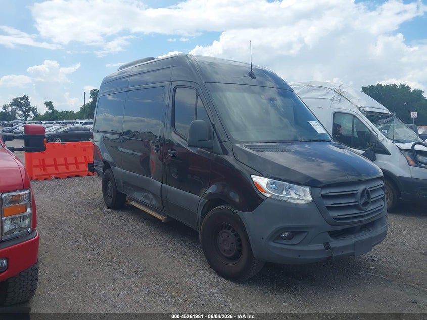 Vin: w1z4dfhy0nt095790, lot: 45759802, mercedes-benz sprinter 2500 standard roof i4 diesel 2022 img_1