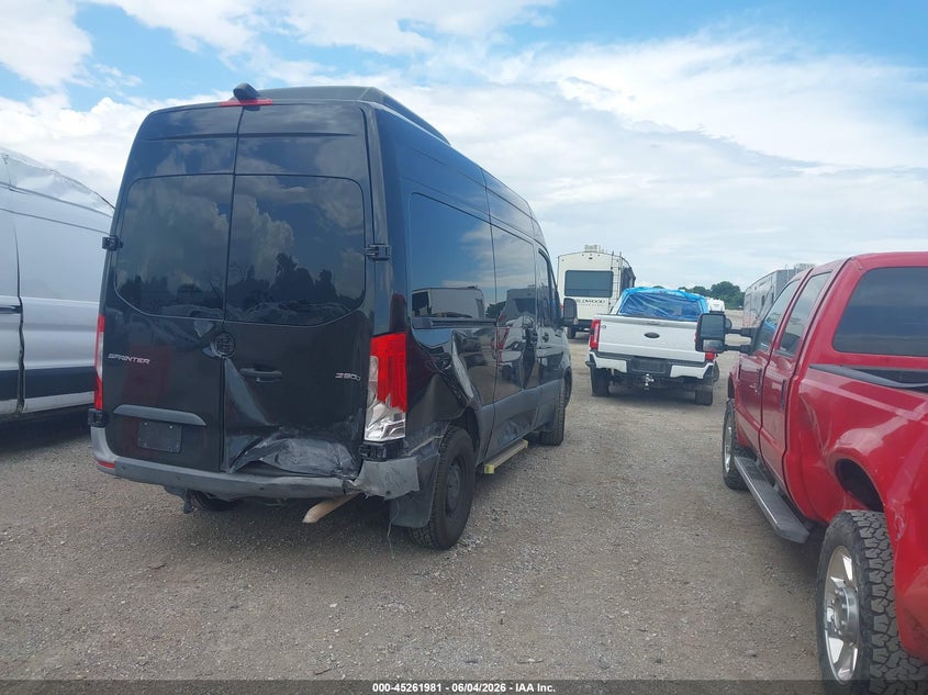 Vin: w1z4dfhy0nt095790, lot: 45759802, mercedes-benz sprinter 2500 standard roof i4 diesel 20224