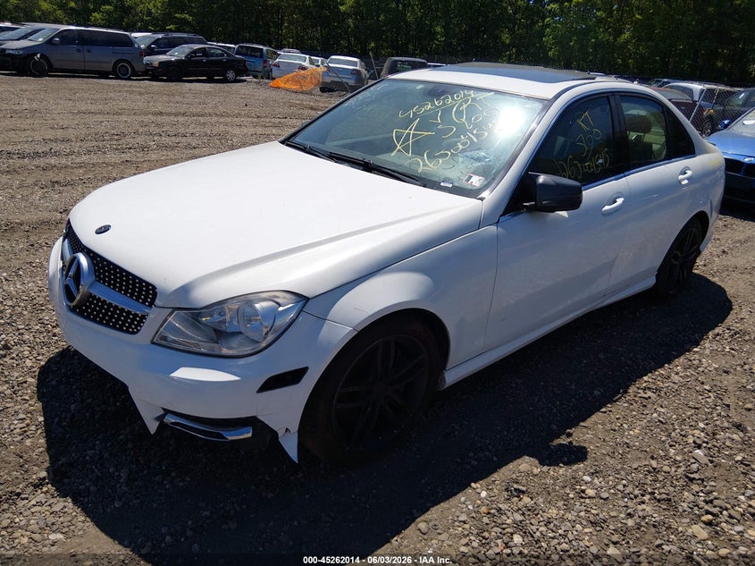 2014 Mercedes-Benz C 300 Sport 4Matic VIN: WDDGF8AB7ER319092 Lot: 45262014