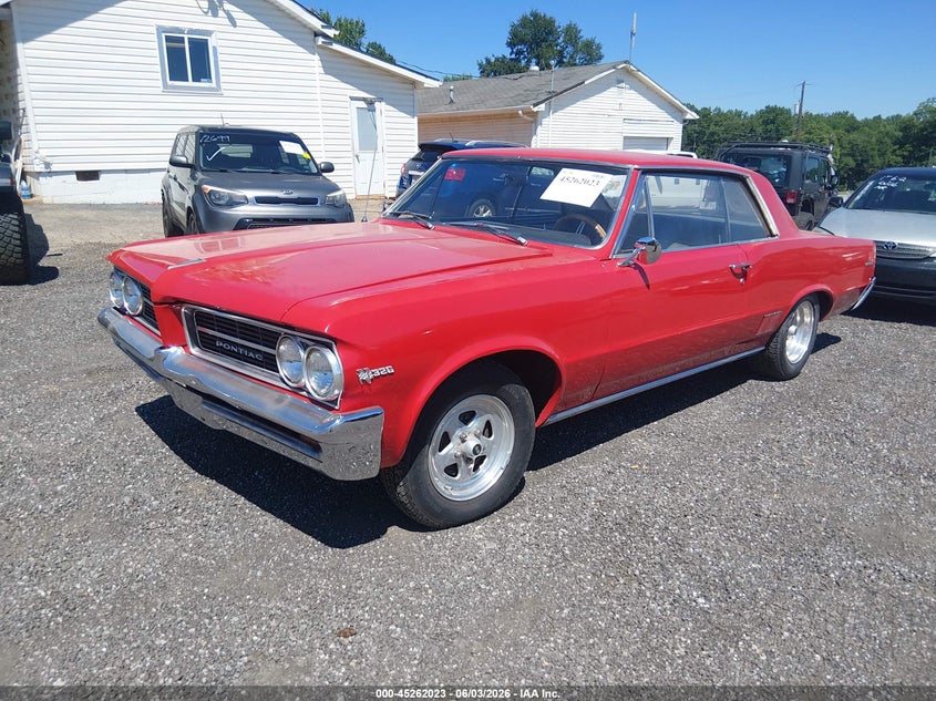 1964 Pontiac Lemans 82423P6519 photo 1