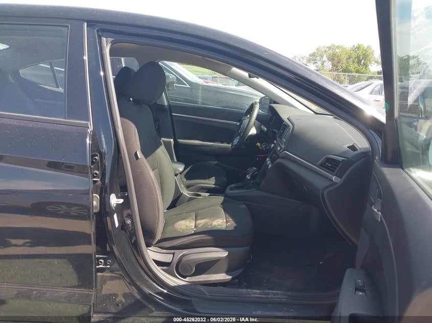 VIN 5NPD74LF8LH563986 2020 HYUNDAI ELANTRA SE