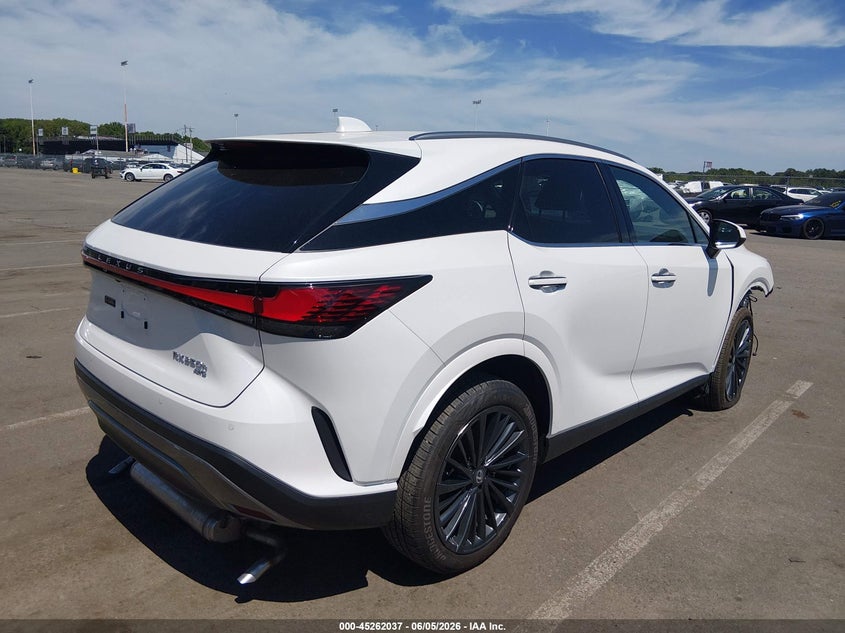 2T2BBMCA0TC131630 2026 Lexus Rx 2.5 white