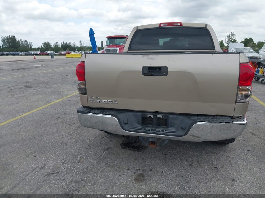 2008 Toyota Tundra Sr5 4.7L V8 VIN: 5TBET54188S457881 Lot: 45262047