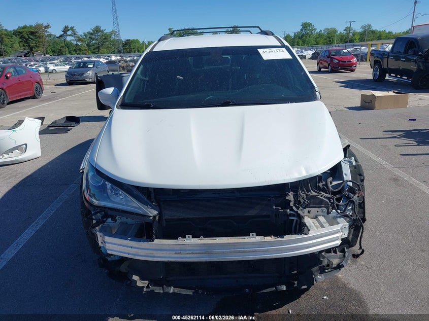 2018 Chrysler Pacifica Touring Plus VIN: 2C4RC1FG5JR229161 Lot: 45262114