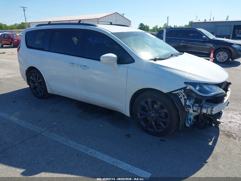 2018 Chrysler Pacifica