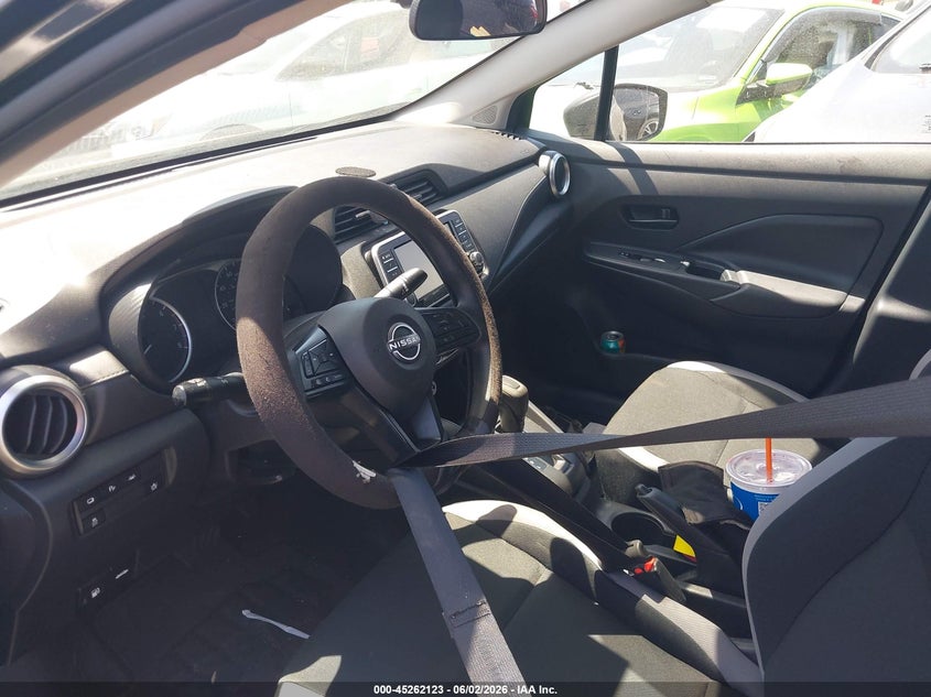 2025 NISSAN VERSA auction photo 5