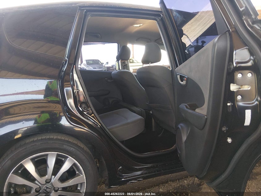 2011 Honda Fit VIN: JHMGE8H34BS004295 Lot: 45262223