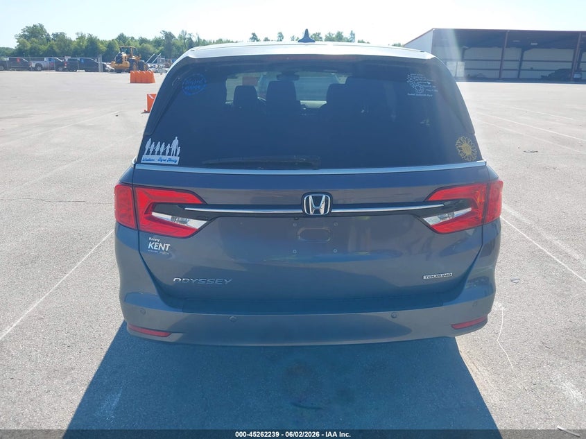 2022 Honda Odyssey Touring VIN: 5FNRL6H8XNB018381 Lot: 45262239