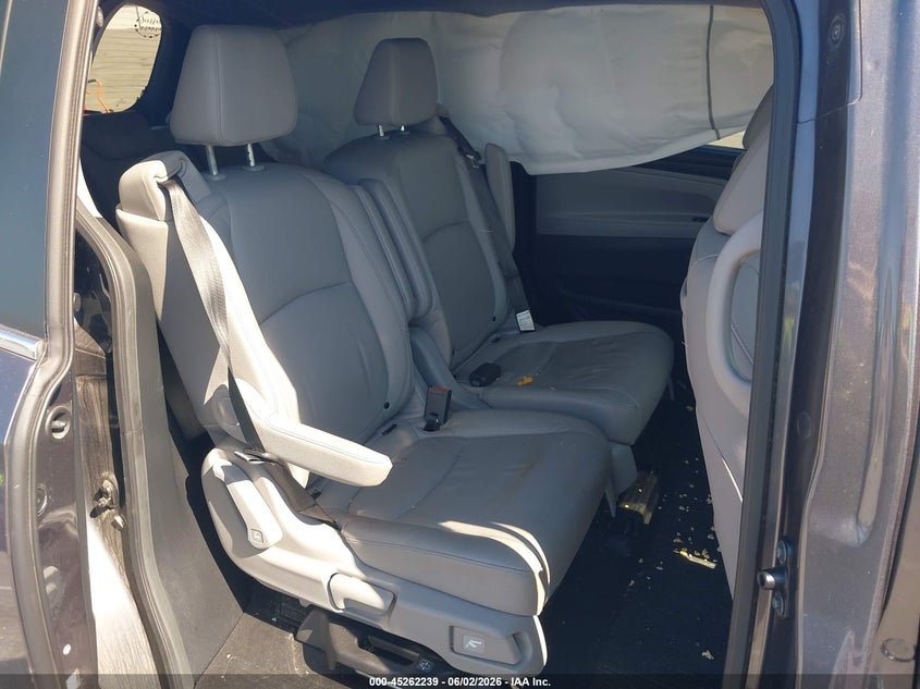 2022 Honda Odyssey Touring VIN: 5FNRL6H8XNB018381 Lot: 45262239