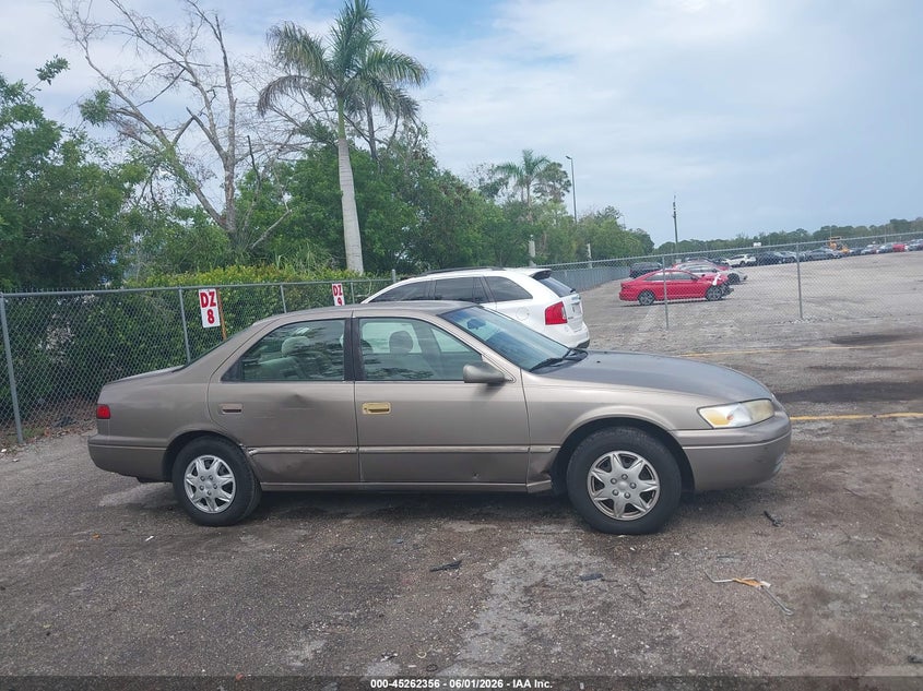 1999 Toyota Camry Le VIN: 4T1BG22K9XU483775 Lot: 45262356