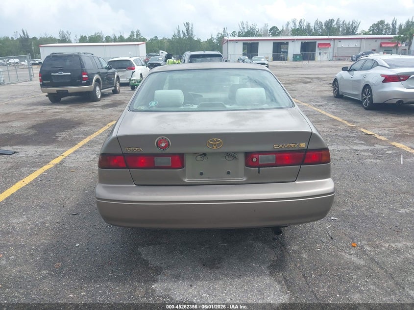 1999 Toyota Camry Le VIN: 4T1BG22K9XU483775 Lot: 45262356