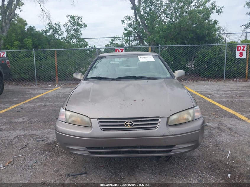 1999 Toyota Camry Le VIN: 4T1BG22K9XU483775 Lot: 45262356
