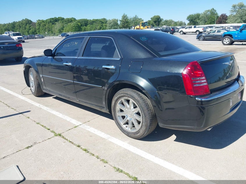 2006 CHRYSLER 300C SEDAN 5.7L V-8 340HP