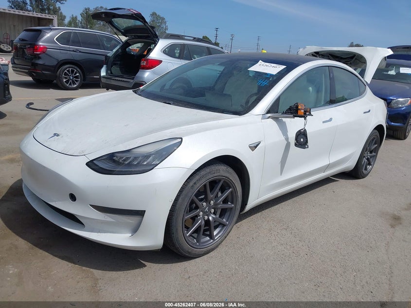 Vin: 5yj3e1eaxlf515678, lot: 45760227, tesla model 3 standard range plus rear-wheel drive/standard range rear-wheel drive 20202