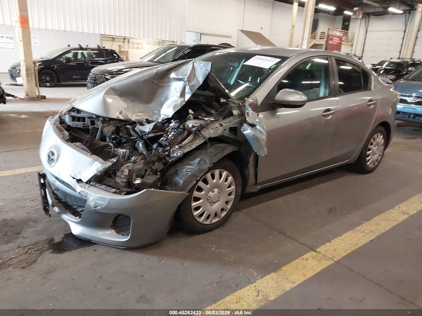 Vin: jm1bl1u82d1701774, lot: 45760243, mazda mazda3 i sport 20132