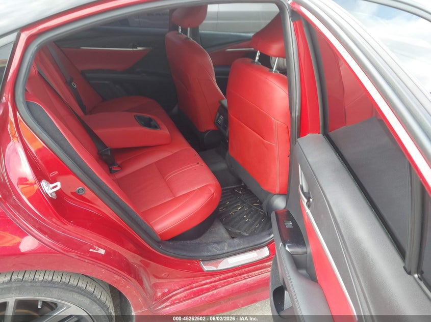 2025 TOYOTA CAMRY SEDAN 2.5L I-4 DI, DOHC, VVT, 184HP