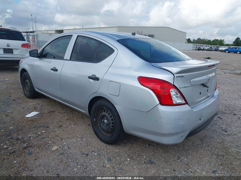 2017 NISSAN VERSA auction photo 3