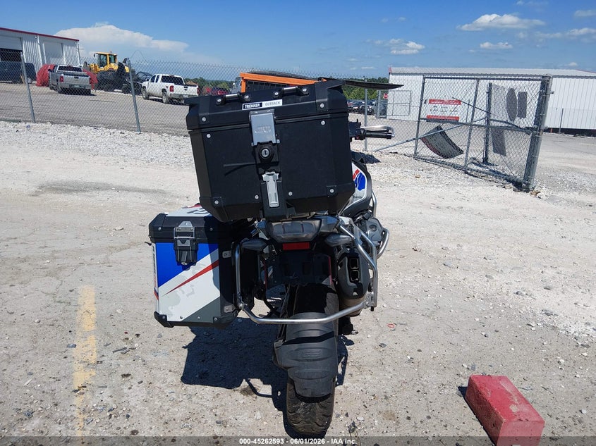 2022 BMW R 1250 auction photo 6