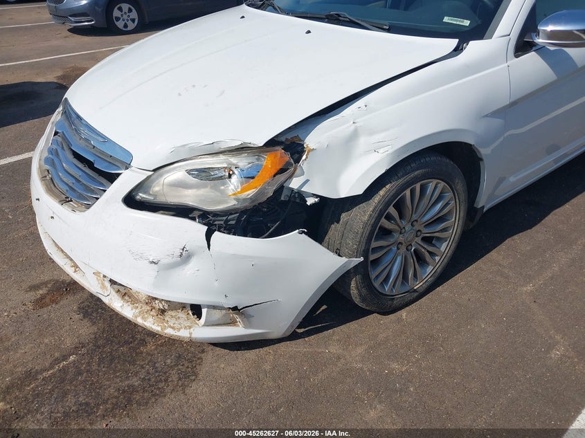 2012 Chrysler 200 2.4 Limited white Lot 111045262627 Vin 1C3CCBCB6CN178830