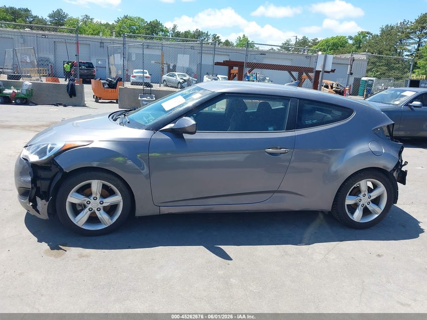 2015 Hyundai Veloster VIN: KMHTC6AD6FU232835 Lot: 45262676