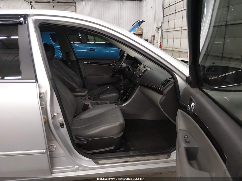 2009 HYUNDAI SONATA auction photo 5