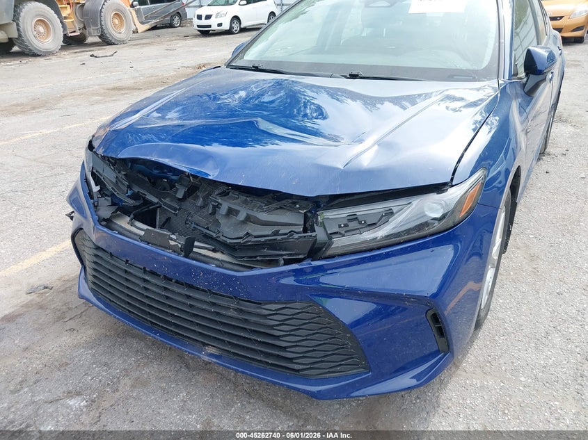 2025 TOYOTA CAMRY auction photo 6