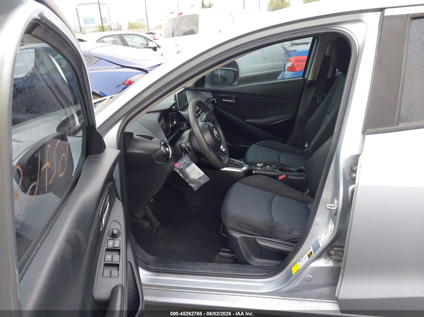 VIN 3MYDLBYV7HY188278 2017 TOYOTA YARIS IA