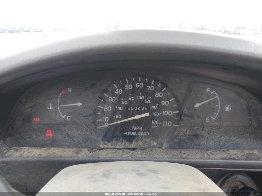 2004 TOYOTA TACOMA auction photo 7