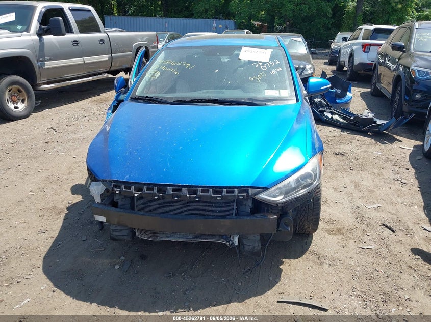 VIN 5NPD84LF4HH000647 2017 HYUNDAI ELANTRA LIMITED
