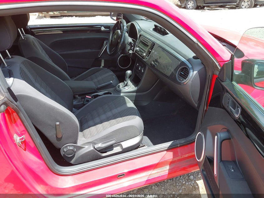 2014 VOLKSWAGEN BEETLE HATCHBACK 2.0L I-4 DI, DOHC, VVT, TURBO, 210HP