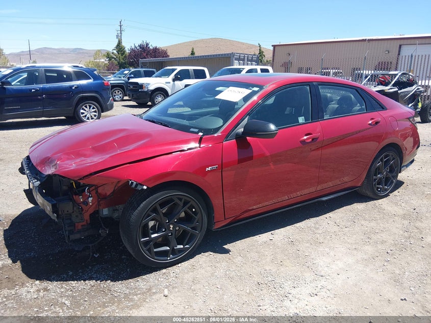 2025 HYUNDAI ELANTRA auction photo 2