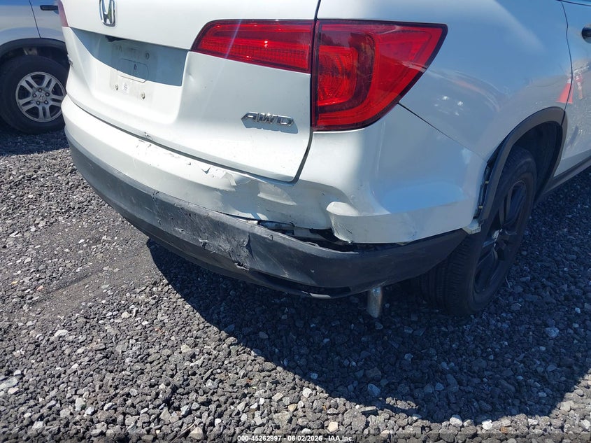 VIN 5FNYF6H14HB080434 2017 HONDA PILOT LX