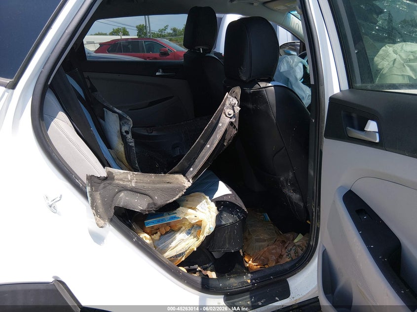 VIN KM8J23A42LU243254 2020 HYUNDAI TUCSON SE