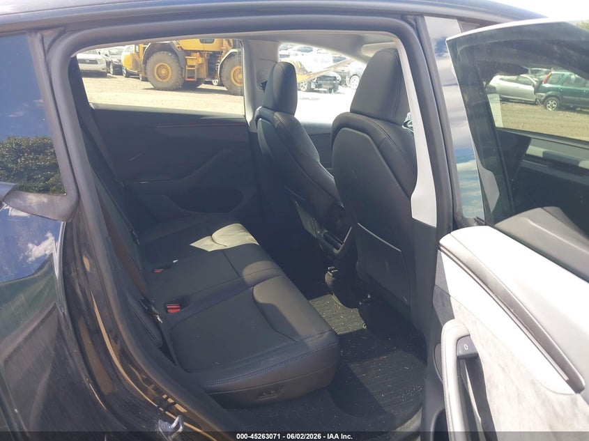 2026 Tesla Model Y Premium Rear-Wheel Drive/Rear-Wheel Drive VIN: 7SAYGDED3TF436934 Lot: 45263071