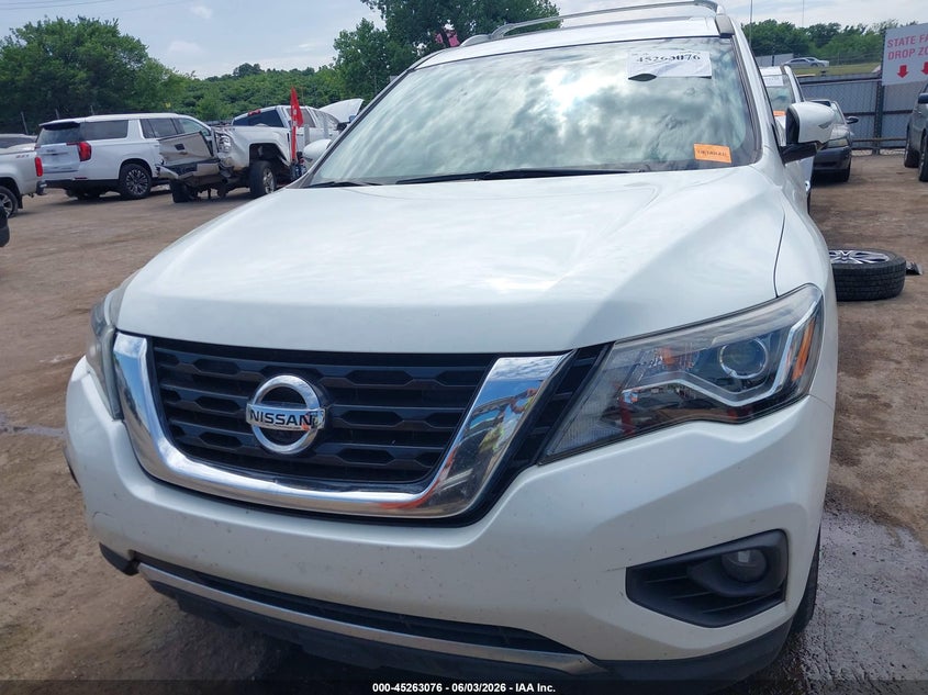 2017 Nissan Pathfinder Platinum VIN: 5N1DR2MN8HC640049 Lot: 45263076