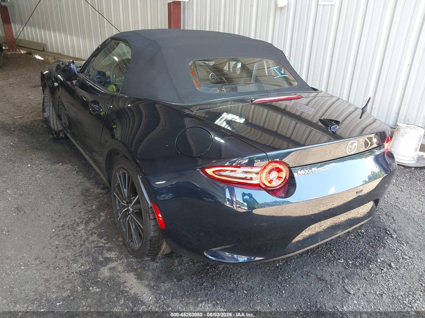 Vin: jm1ndad71s0652393, lot: 45760900, mazda mx-5 miata grand touring 20253