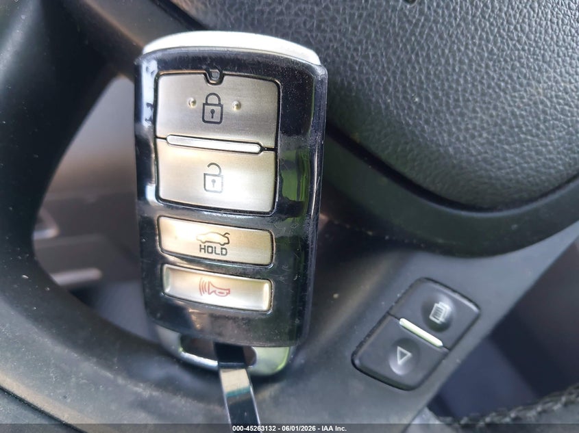 2015 Kia Cadenza Limited VIN: KNALN4D74F5183974 Lot: 45263132