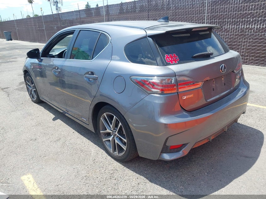 Vin: jthkd5bh8f2248831, lot: 45761049, lexus ct 200h 20153