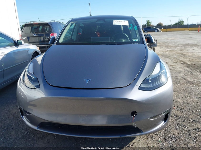 2024 Tesla Model Y Performance Dual Motor All-Wheel Drive VIN: 7SAYGDEF8RF195060 Lot: 45263244