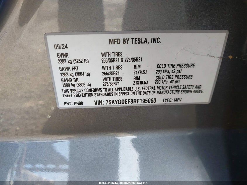 2024 Tesla Model Y Performance Dual Motor All-Wheel Drive VIN: 7SAYGDEF8RF195060 Lot: 45263244