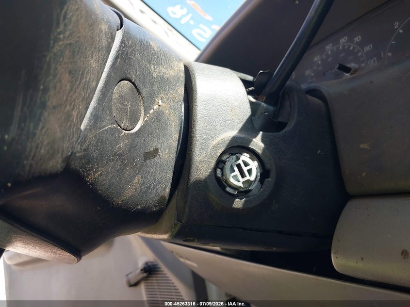 2000 Ford F-450 VIN: 1FDXF46S7YEC39083 Lot: 45263316
