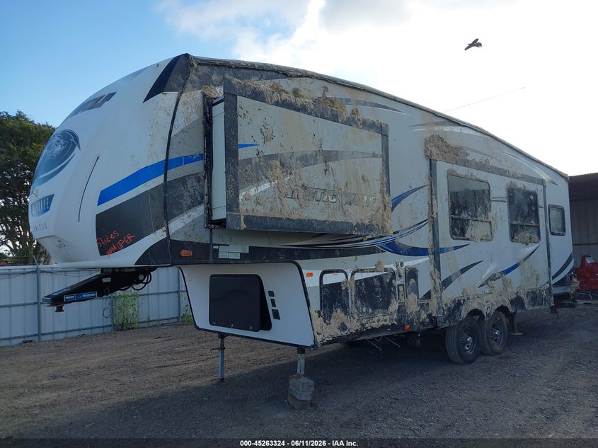 2018 OTHER FOREST RIVER ARCTIC WOLF TRAILER N/A