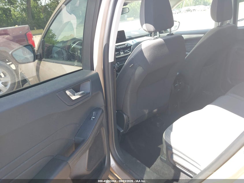 2021 Ford Escape Se VIN: 1FMCU9G61MUA92455 Lot: 45263354