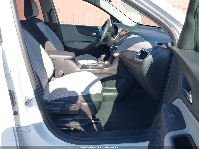 2019 CHEVROLET EQUINOX auction photo 5