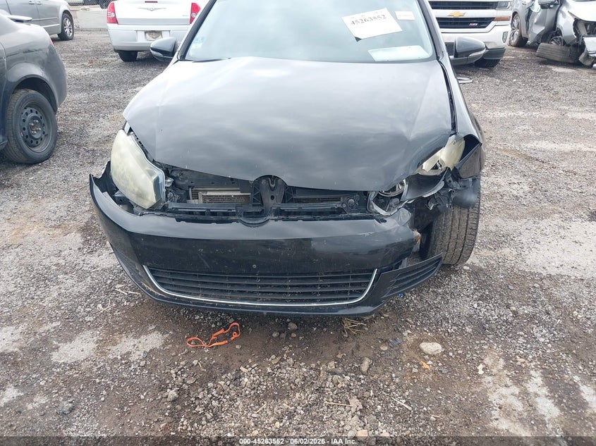 2010 Volkswagen Golf 4-Door VIN: WVWDA7AJXAW086852 Lot: 45263552