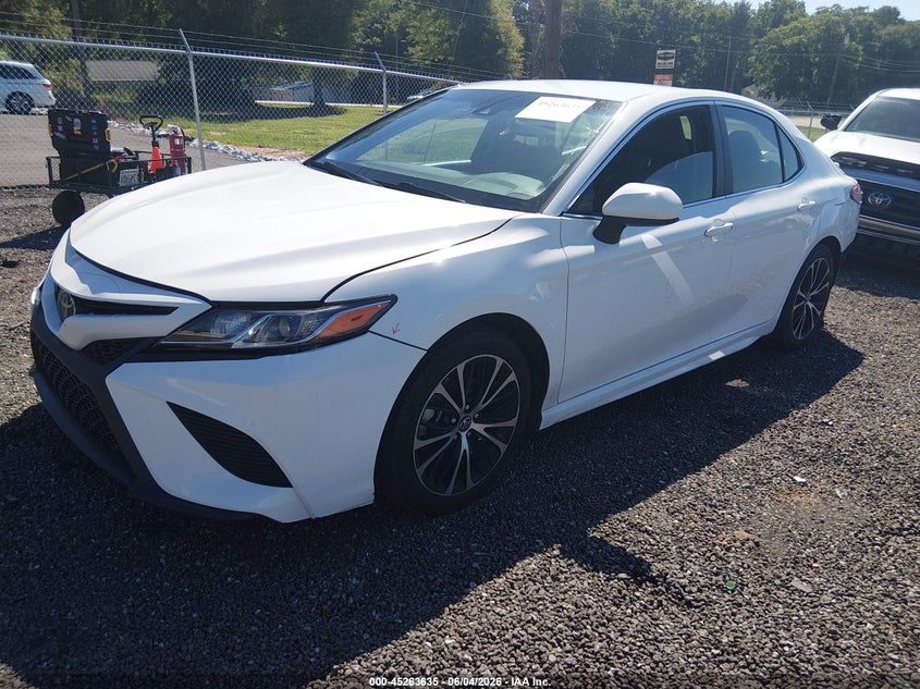 2018 Toyota Camry Se 4T1B11HK5JU583396 photo 1