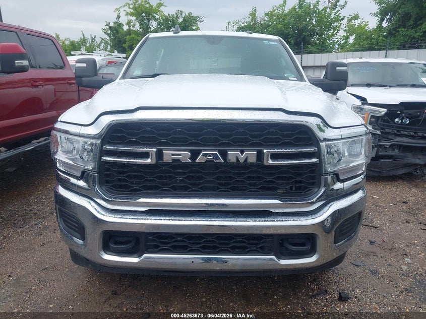 2024 Ram 3500 Tradesman 4X4 6'4 Box VIN: 3C63R3CL1RG225490 Lot: 45263673