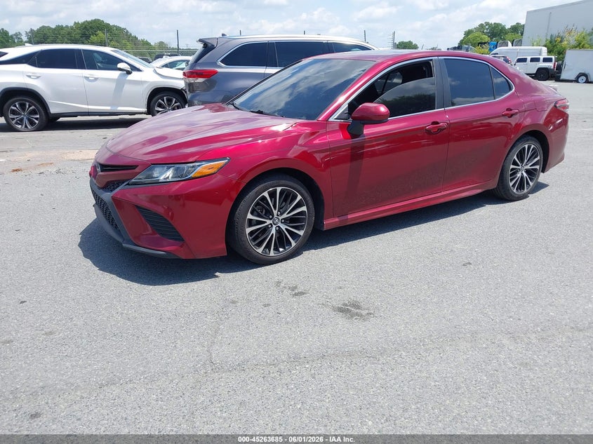 2018 Toyota Camry Se 4T1B11HK6JU538290 photo 1