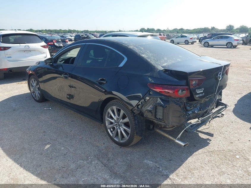 2023 MAZDA MAZDA3 auction photo 3