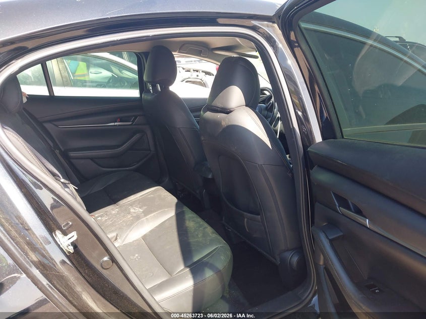 2023 MAZDA MAZDA3 auction photo 8